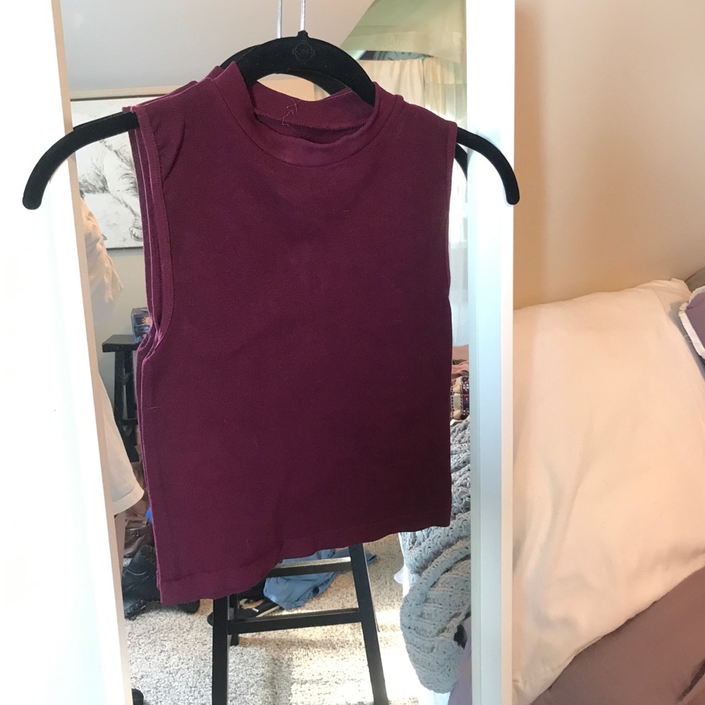 Maroon crop top